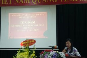 Tọa đàm nhân kỉ niệm 37 năm ngày nhà giáo Việt Nam 20/11