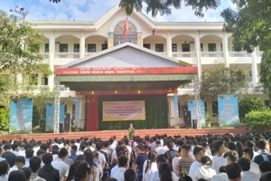 Tuyên truyền phổ biến giáo dục pháp luật cho học sinh năm học 2024-2025